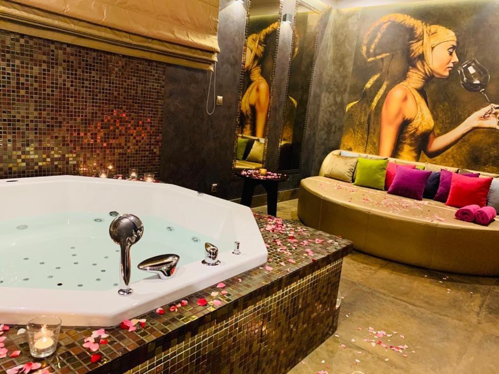 Hotel Palac Poledno Dış mekan fotoğraf
