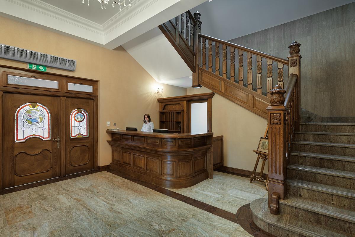 Hotel Palac Poledno Dış mekan fotoğraf