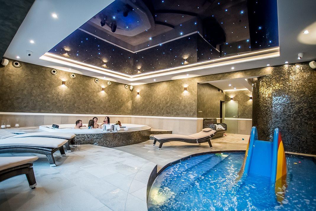 Hotel Palac Poledno Dış mekan fotoğraf